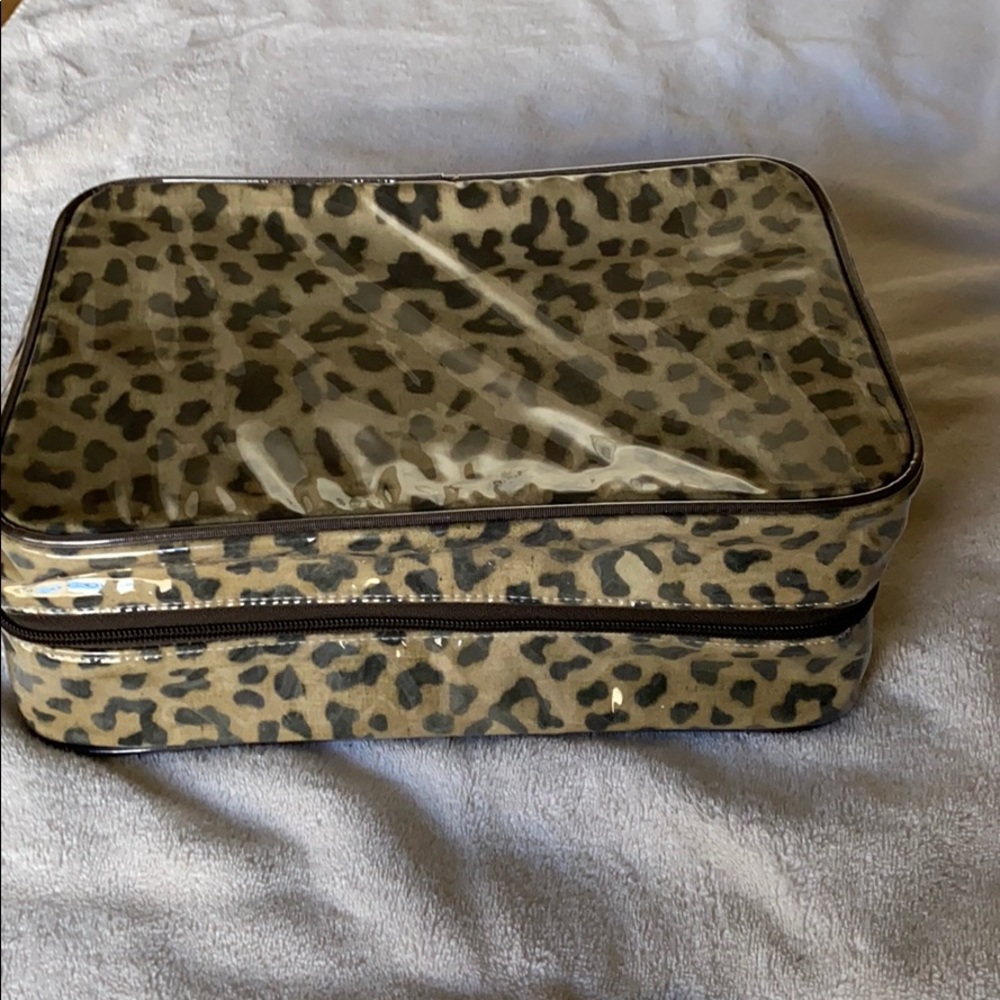 Pottery Barn; New w/o tags Cosmetic bag